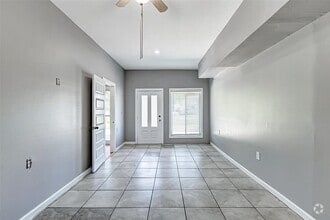 Building Photo - 6223 Lavender St