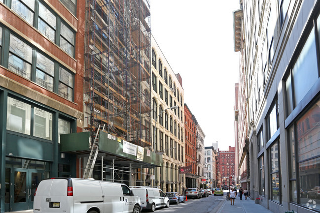 Building Photo - 62-66 Thomas St
