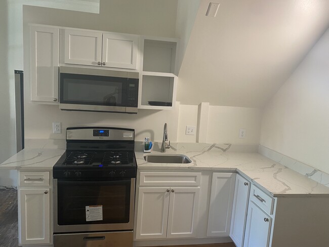 Brand new kitchen - 3137 N Calvert St