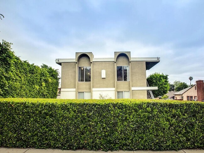 Foto del edificio - 4434 Lowell Ave
