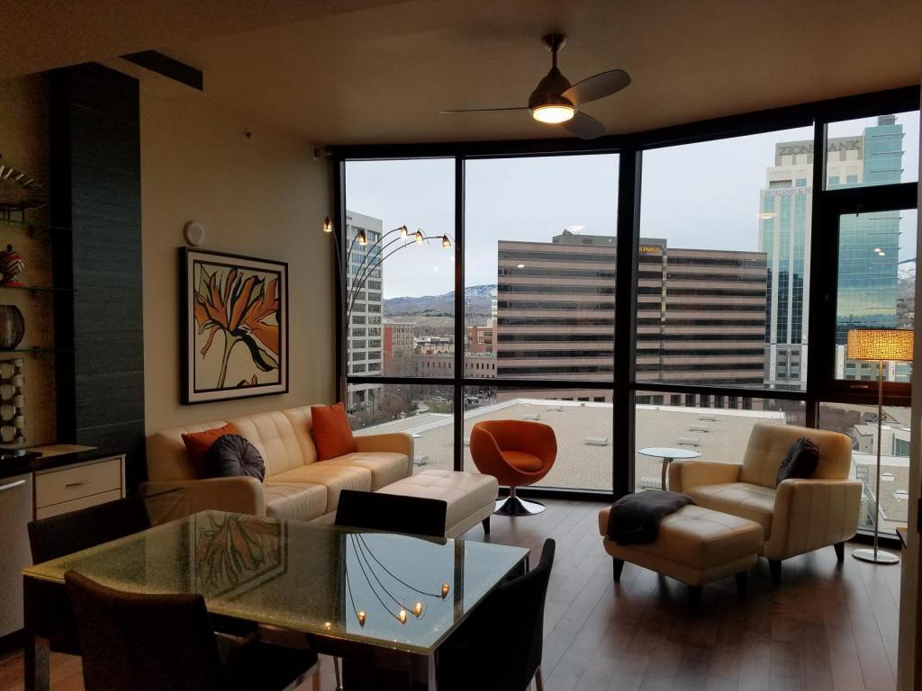 Primary Photo - 851 W Front St #803