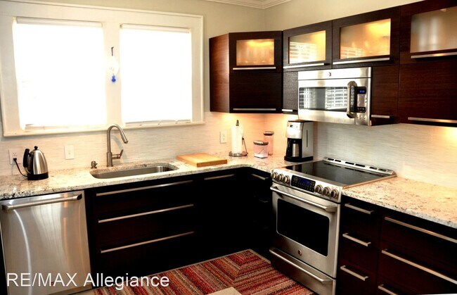 Building Photo - 4 br, 2 bath House - 1357 MAGNOLIA AVENUE