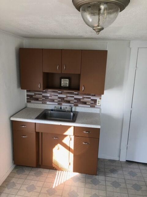 Primary Photo - 215 Morton Avenue, Unit Back Garage Apt