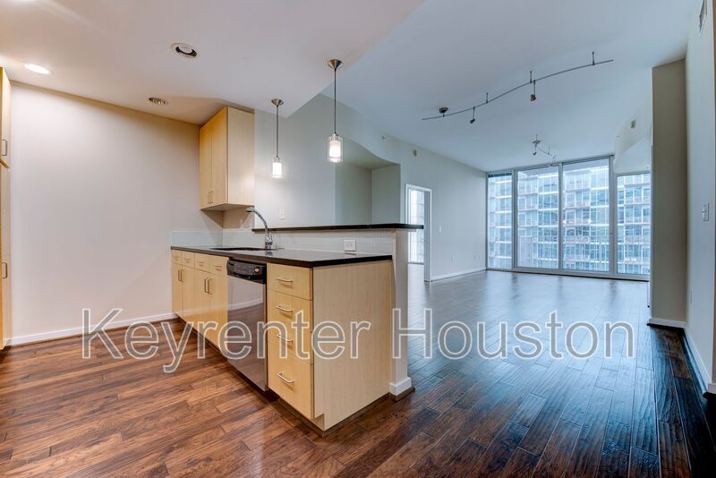Photo - 5925 Almeda Rd