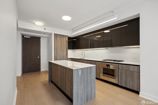 Foto del edificio - 201 Folsom St