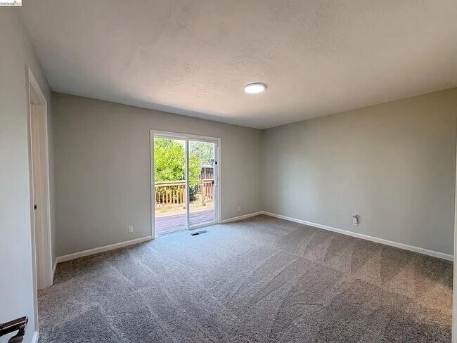 Foto del edificio - 1087 Fox Meadow Way