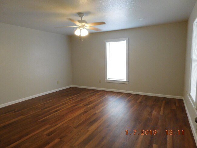 Building Photo - 2625 Riggan St