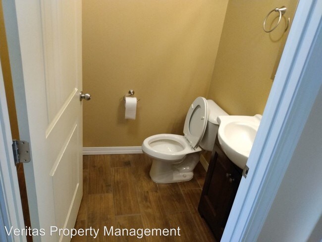Building Photo - 14240 Stotts Pl