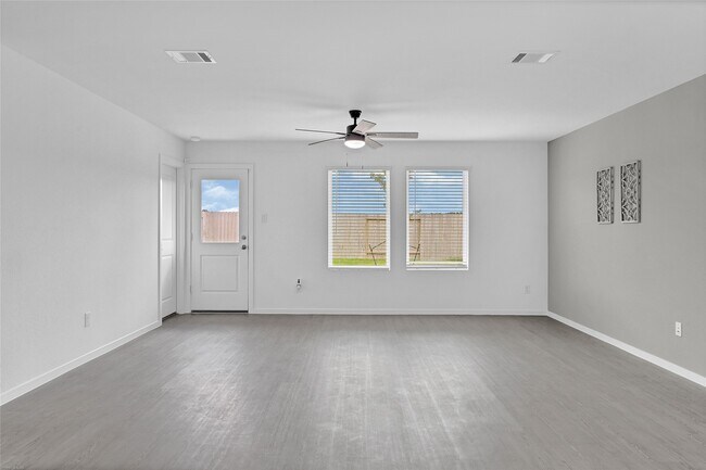 Foto del edificio - 25419 Birch St