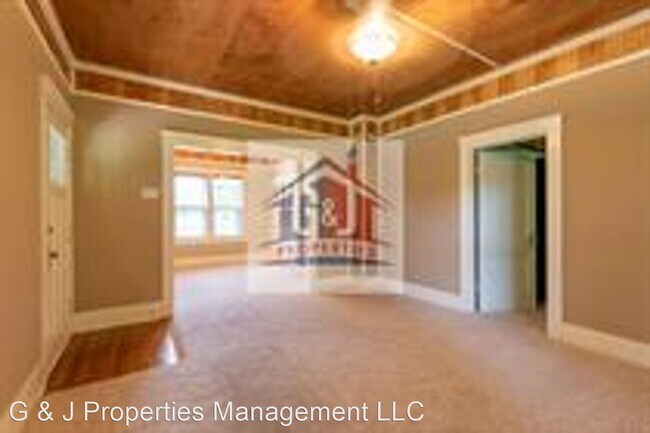 Building Photo - 2 br, 2 bath House - 1617 North Pine Street
