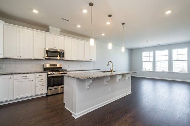 Building Photo - 1038 Manorhaven Dr