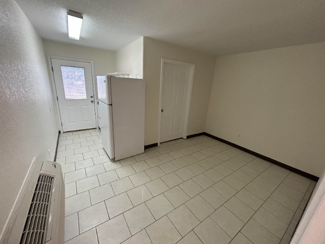 Building Photo - 126 Alton Ave