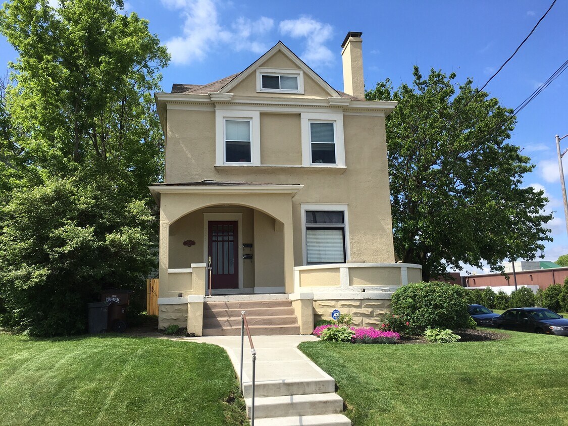 Street View - 2203 Washington Ave