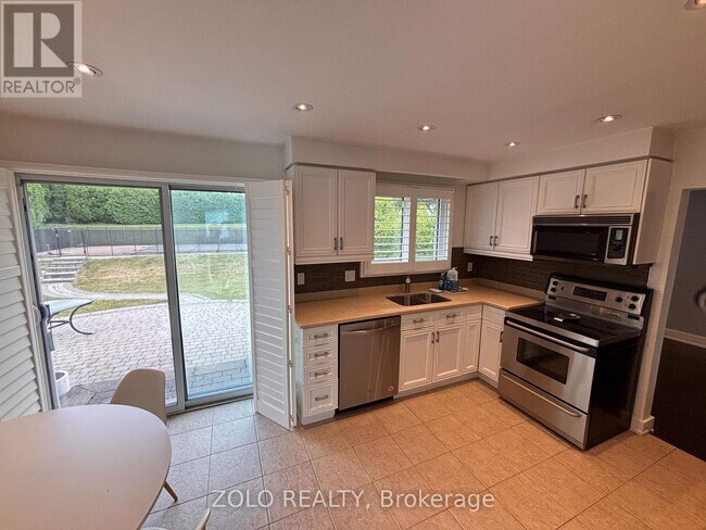 Photo du bâtiment - 74 Ladyslipper Ct