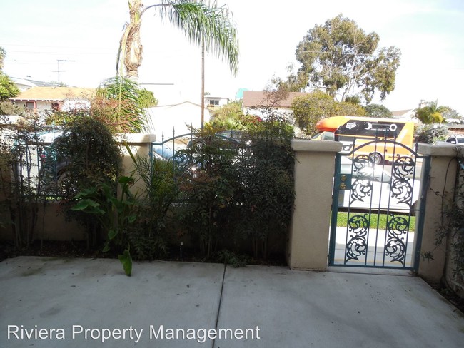 Building Photo - 4758 Bayard St