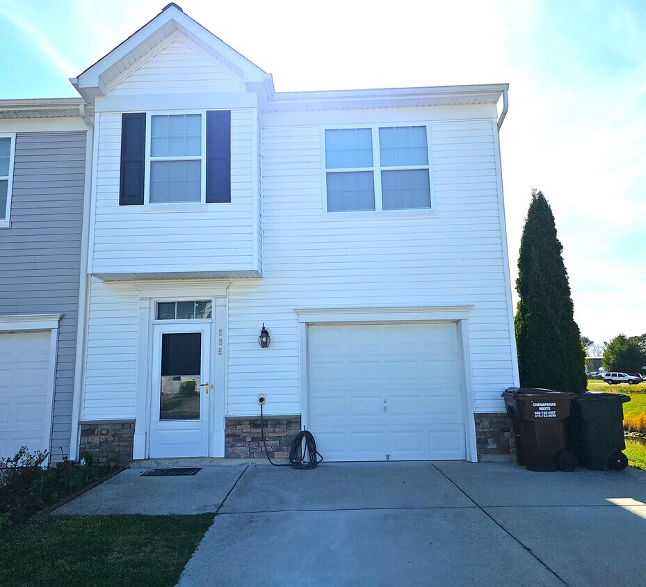 Primary Photo - 265 Garrison Way