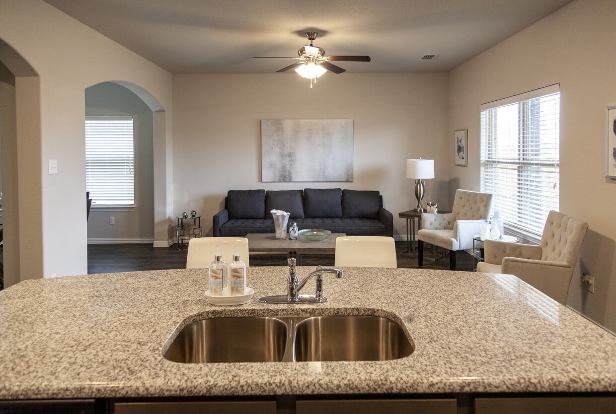 Foto del edificio - 1455 Lakebrook Dr