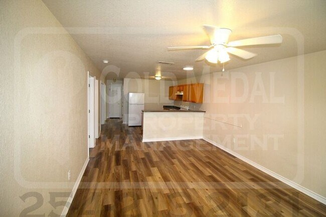 Foto del edificio - 4707 Westcliff Rd