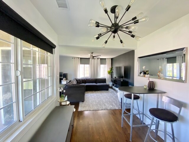 Dining Room - 409 S Colfax St