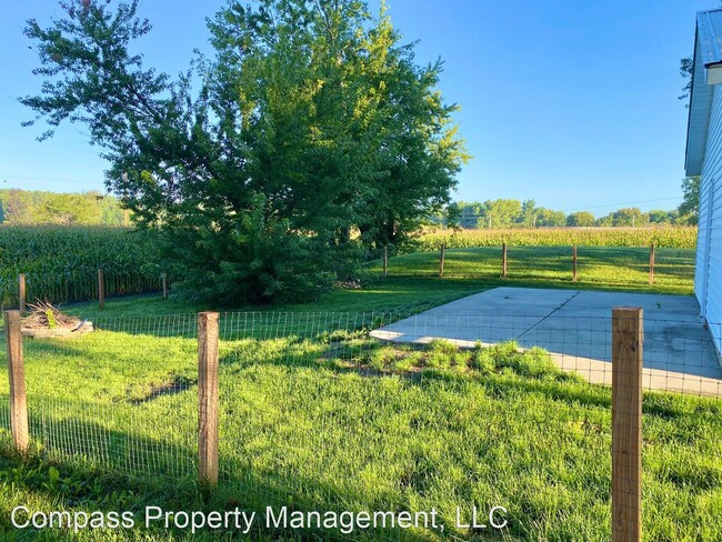 Building Photo - 4 br, 2 bath House - 10781 Byron Center Av...