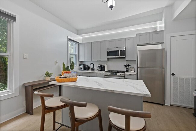 Building Photo - 20 Tuers Ave