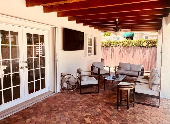 Foto del edificio - 14444 SW 97th Terrace
