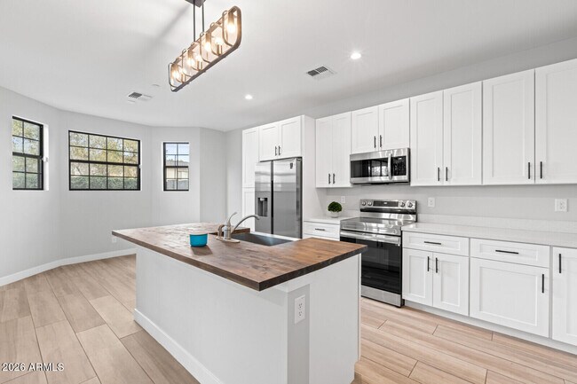 Foto del edificio - 2601 N 27th St