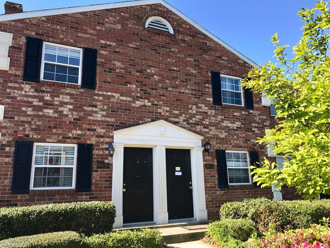 Primary Photo - 1 br, 1.5 bath Condo - 2632 Berkshire Rd