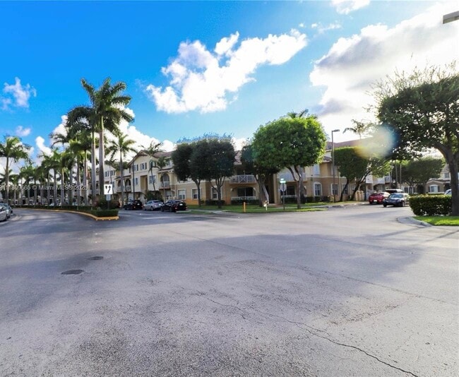 Building Photo - 9020 W Flagler St
