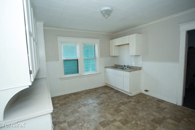 Foto del edificio - 86 Roanoke Pkwy