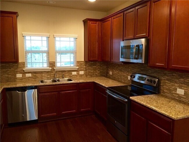 Foto del edificio - 926 Lost Pines Ln