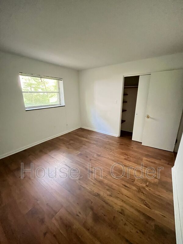 Foto del edificio - 30 Edgemont Rd
