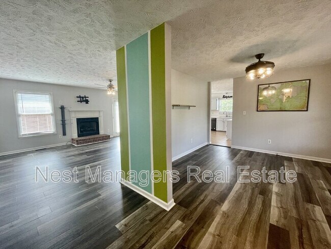 Foto del edificio - 5723 Kingstree Dr