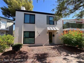 Building Photo - 706 Tam O Shanter