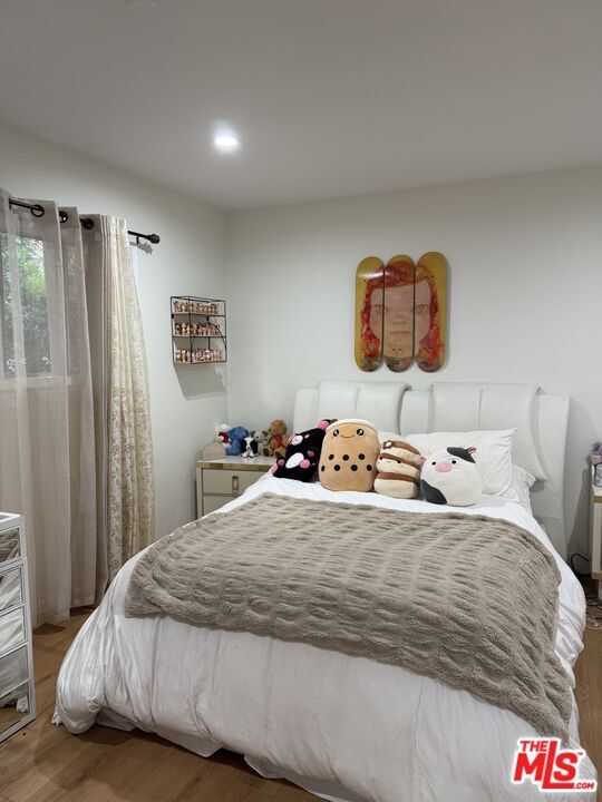 Foto del edificio - 348 Rexford Dr