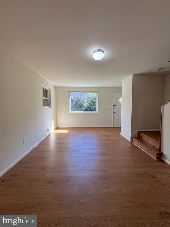 Building Photo - 41 S Earley St