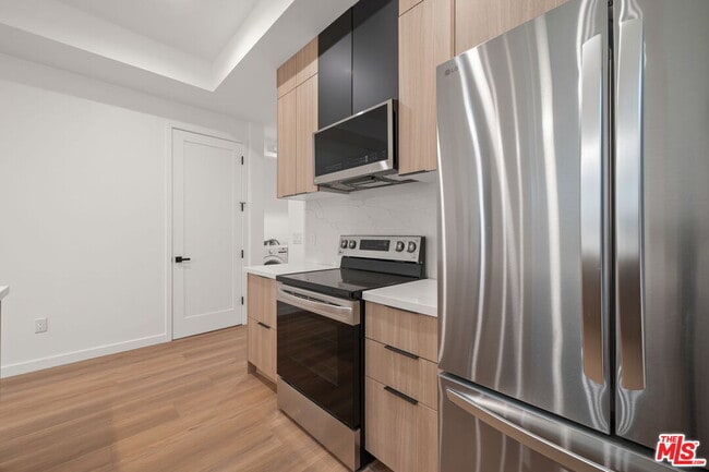 Foto del edificio - 259 S Park View St