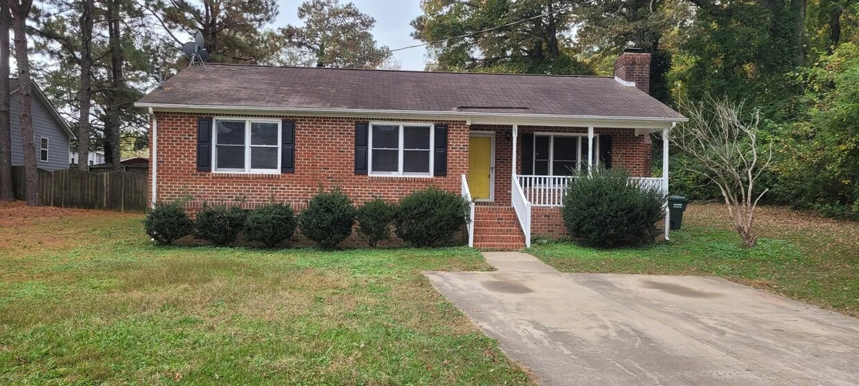 Foto principal - Brick Ranch Near Downtown Clayton