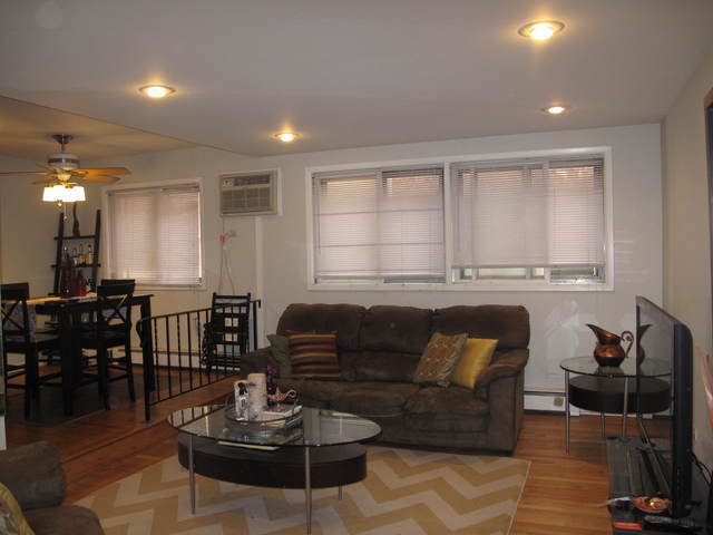 sala de estar/comedor familiar abierto - 820 Austin N Blvd