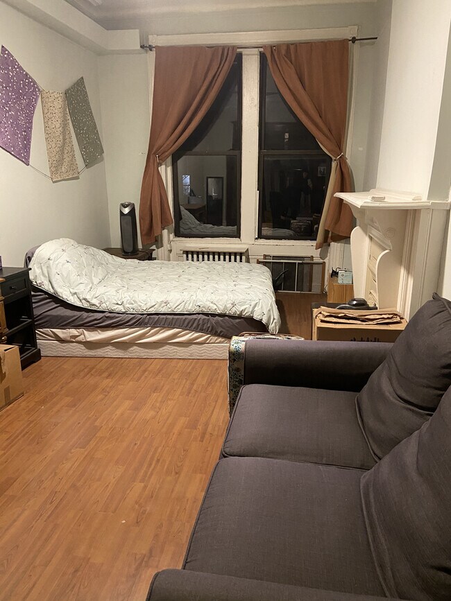 Bed 2 - 524 W 143rd St