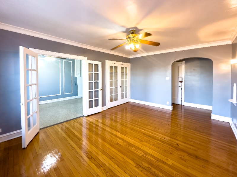 Photo - 1553 W 83rd St (Chicago, IL)