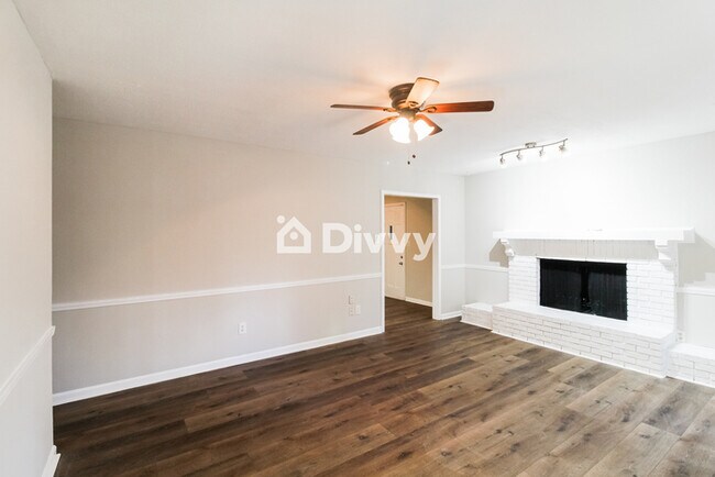 Building Photo - 2660 Winding Lake Trail Northeast