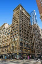 Building Photo - 6 E Monroe St