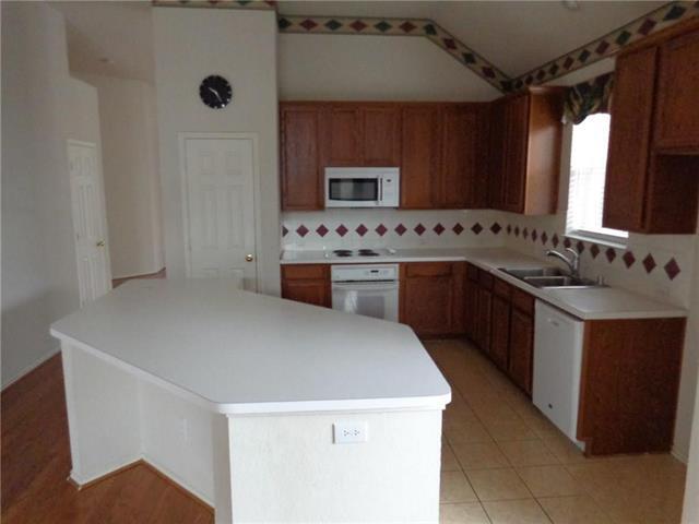 Building Photo - 2027 Wimbledon Dr