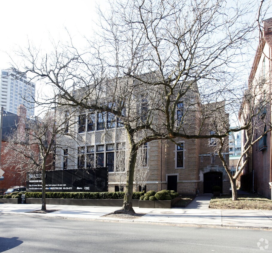 Building Photo - 36 Hazelton Ave
