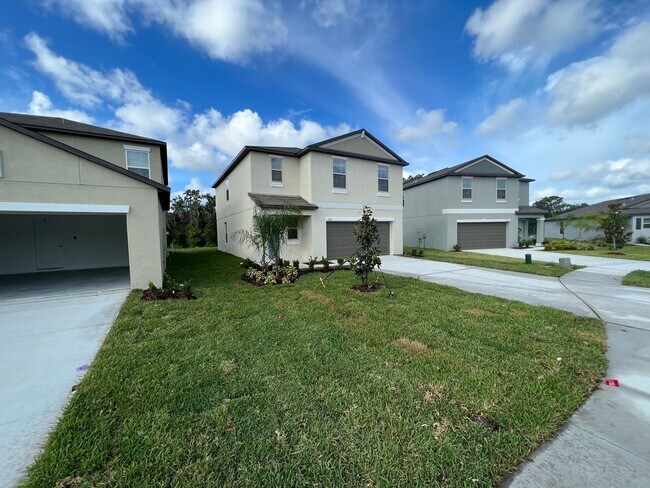 Building Photo - 12032 Miracle Mile Dr- Timber Creek