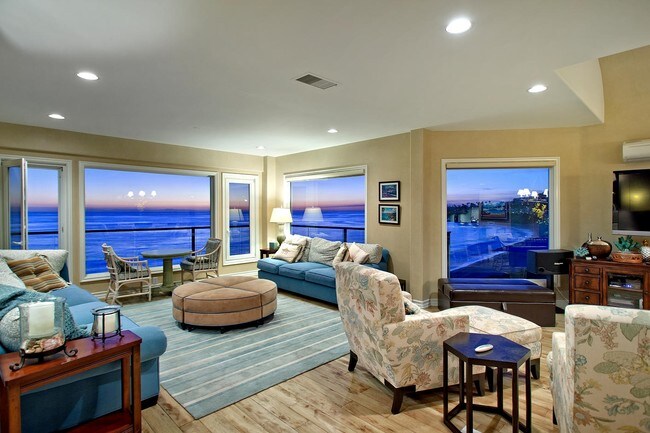 Interior Photo - Main Beach Estate