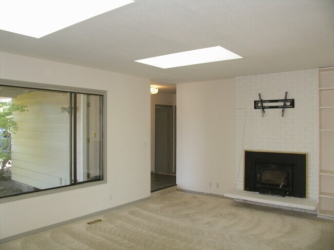 Foto del edificio - Nice Home in Hillsboro