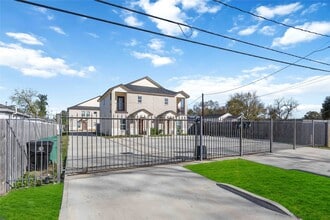 Building Photo - 4903 Mallow St