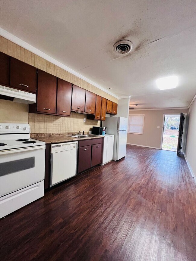 Building Photo - Ham Duplex